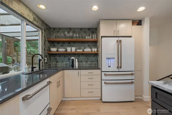 3617 12th AVE NW, Gig Harbor, WA 98335