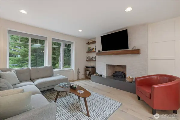 3617 12th AVE NW, Gig Harbor, WA 98335