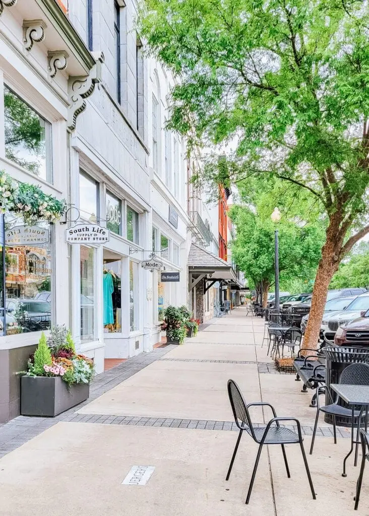 20220429_183302-732x1024