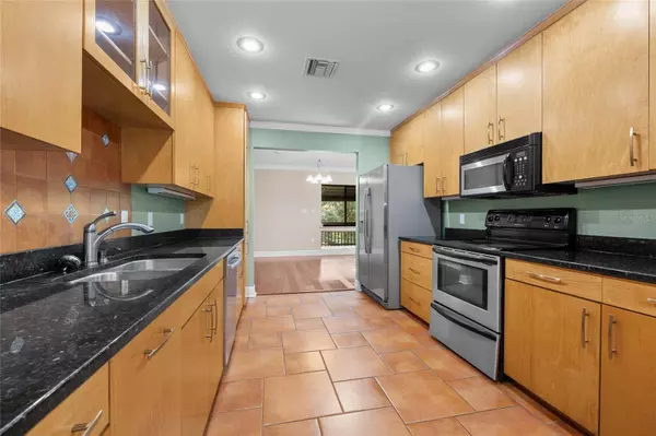 1633 NW 19TH CIR, Gainesville, FL 32605