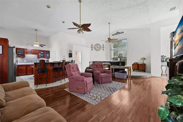 4250 NW 81ST LN, Bell, FL 32619