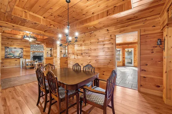 137 SW MEADOW TER, Lake City, FL 32024