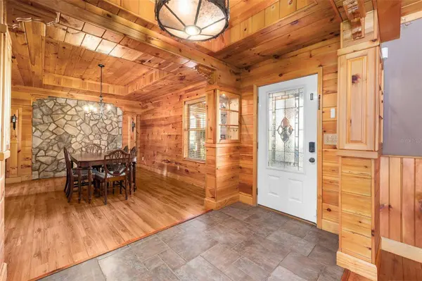 137 SW MEADOW TER, Lake City, FL 32024