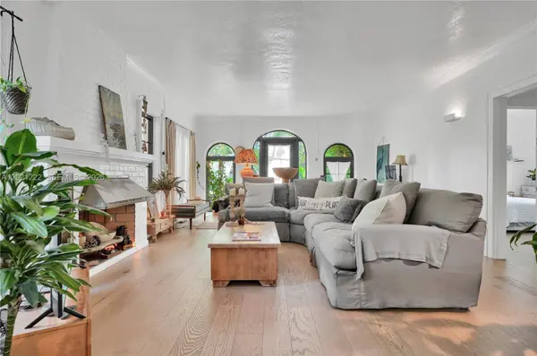 1214 Capri St, Coral Gables, FL 33134