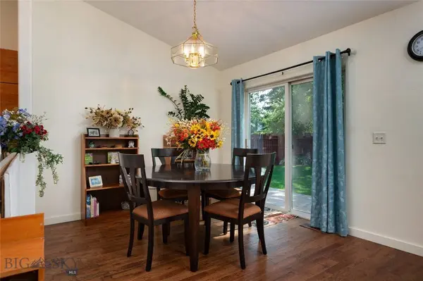 1016 Sunrise DR, Belgrade, MT 59714