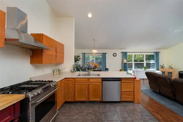 1016 Sunrise DR, Belgrade, MT 59714