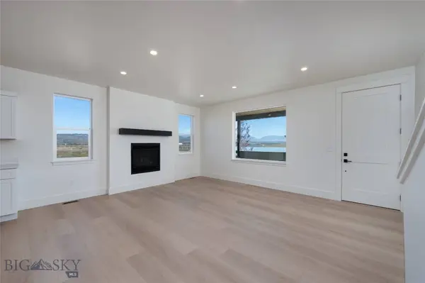 108 S Crispin ST, Manhattan, MT 59741