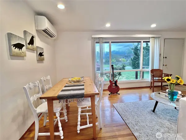 7919 45th AVE S, Seattle, WA 98118