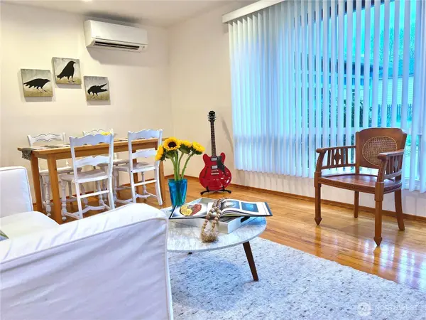 7919 45th AVE S, Seattle, WA 98118