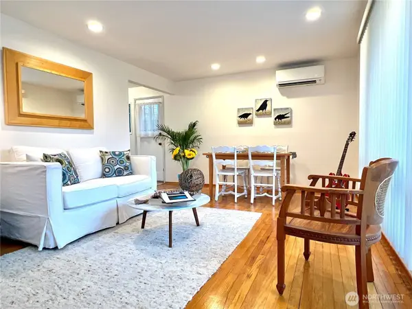 7919 45th AVE S, Seattle, WA 98118