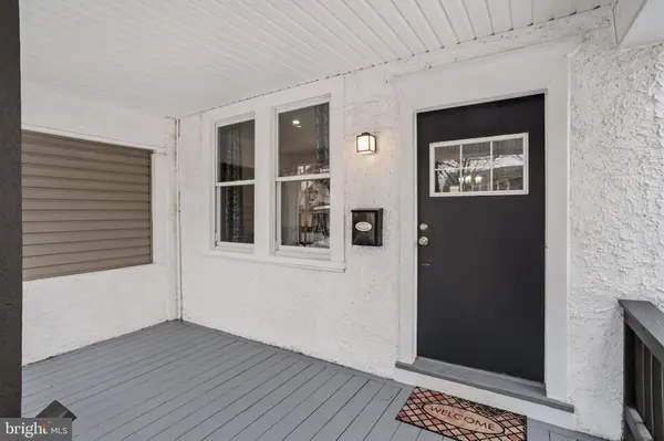 22 LEXINGTON AVE, Lansdowne, PA 19050