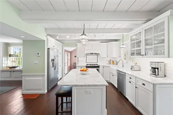 31 Peaceful WAY, Tiverton, RI 02878