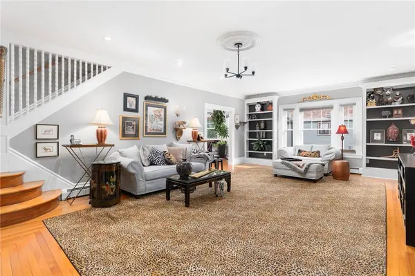 51 Columbia AVE, Cranston, RI 02905