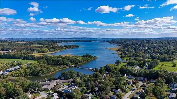 510 Child ST #303B, Warren, RI 02885