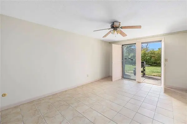 510 Child ST #303B, Warren, RI 02885