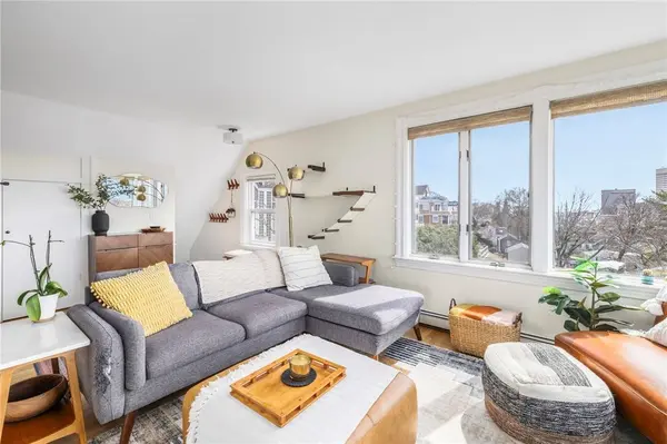 7 Jenckes ST #5, Providence, RI 02906