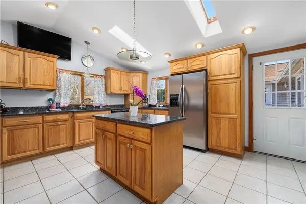 418 Long HWY, Little Compton, RI 02837