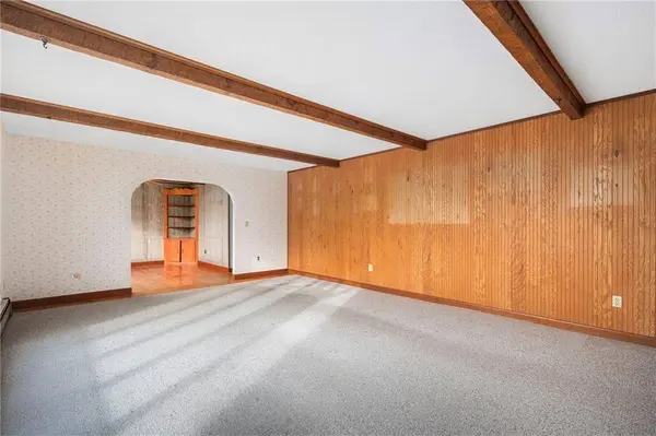 141 Peckham RD, Little Compton, RI 02837