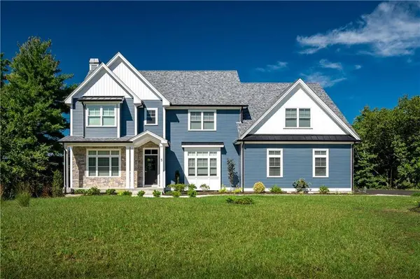 5 Lacey CT, Smithfield, RI 02917