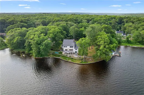 2465 Harkney Hill RD, Coventry, RI 02816