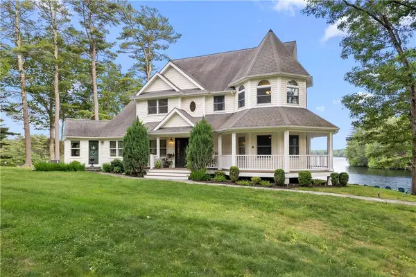 2465 Harkney Hill RD, Coventry, RI 02816
