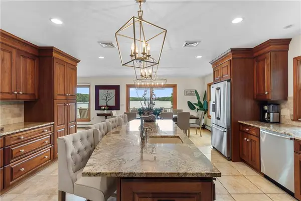 2465 Harkney Hill RD, Coventry, RI 02816