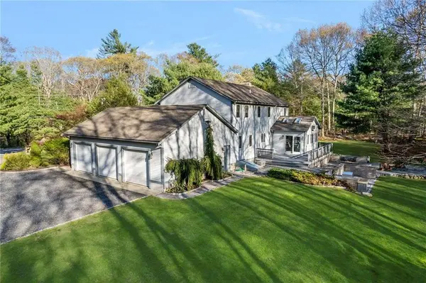 10 Oak Hill RD, Scituate, RI 02831