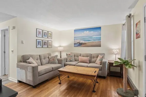 122 Fairway DR, Coventry, RI 02816