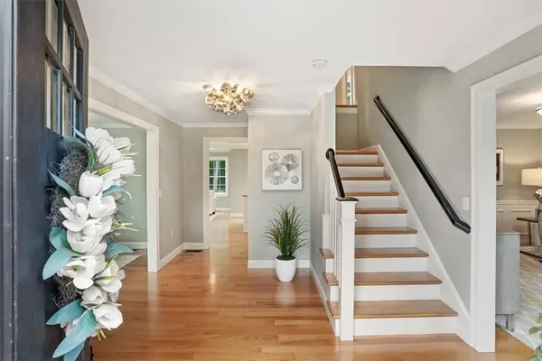 42 E East Lantern RD, Lincoln, RI 02865