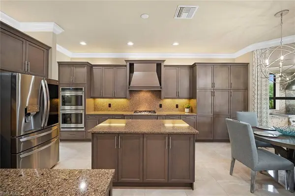 4450 Caldera CIR, Naples, FL 34119