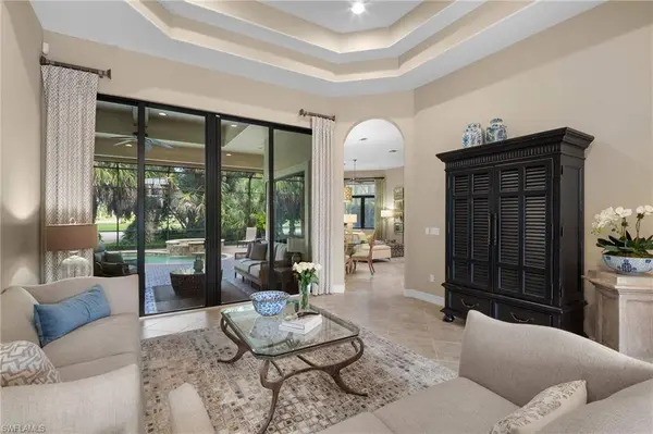 7721 Classics DR, Naples, FL 34113