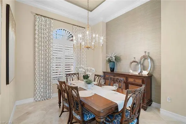 6482 Carema LN, Naples, FL 34113