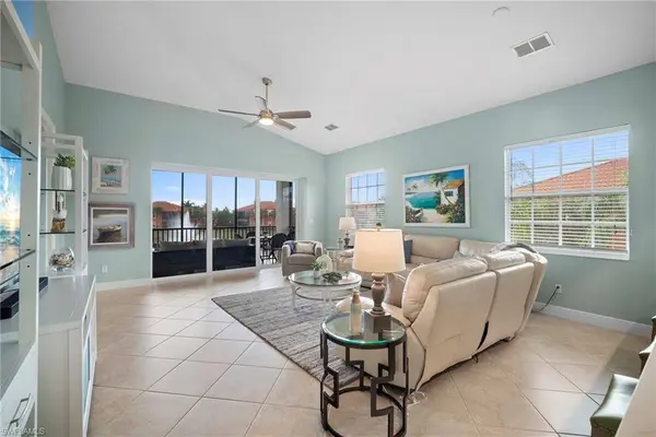 6393 Legacy CIR #2104, Naples, FL 34113