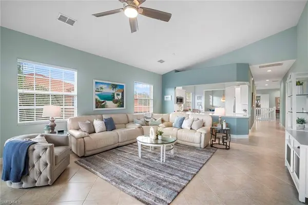 6393 Legacy CIR #2104, Naples, FL 34113