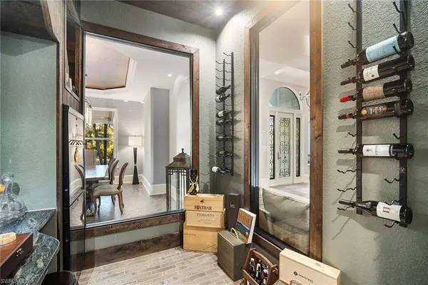 1805 Heritage TRL, Naples, FL 34112