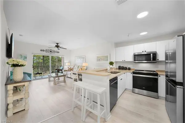 4455 Botanical Place CIR #305, Naples, FL 34112