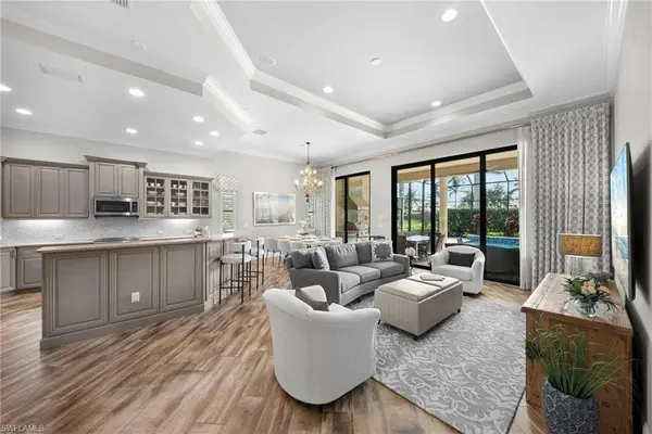 6502 Roma WAY, Naples, FL 34113