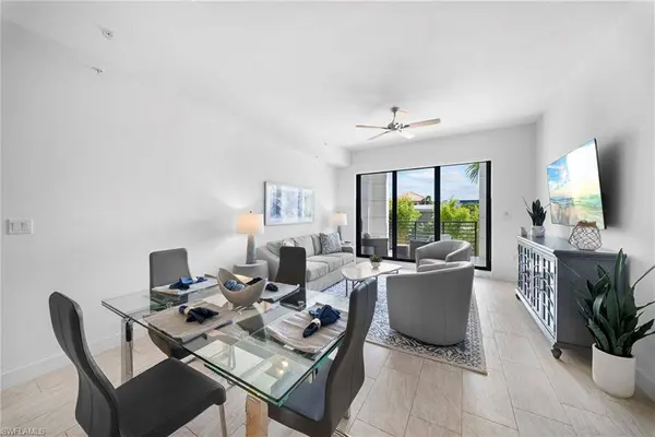 1111 Central AVE #217, Other, FL 34102