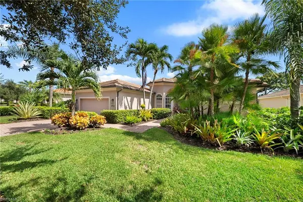 8722 Mustang Island CIR, Naples, FL 34113