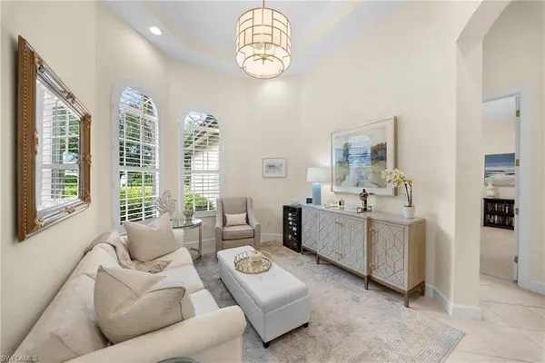 8722 Mustang Island CIR, Naples, FL 34113