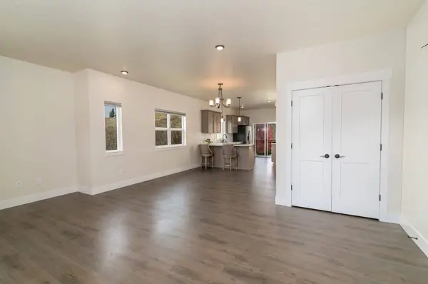 6987 Shaver DR, Missoula, MT 59803