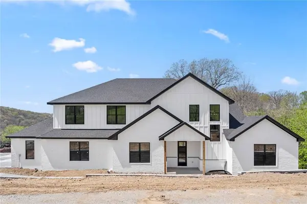 13775 Colline Rd, Bentonville, AR 72712