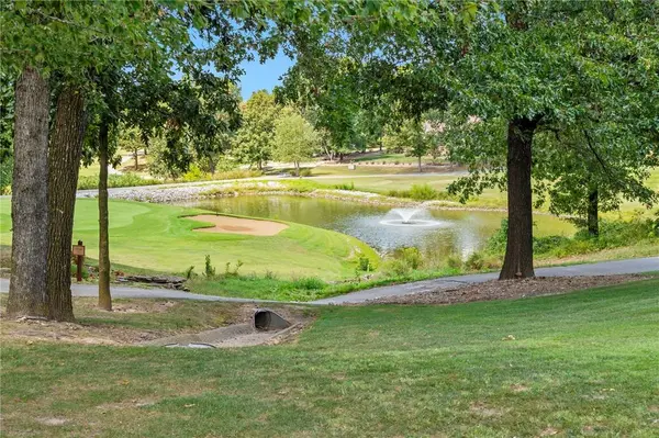 5 Ashburton Ln, Bella Vista, AR 72715