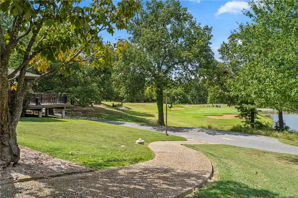 5 Ashburton Ln, Bella Vista, AR 72715