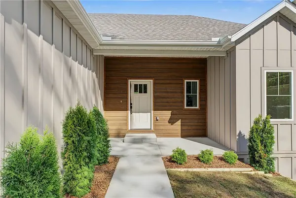 30 Bridlington Dr, Bella Vista, AR 72714