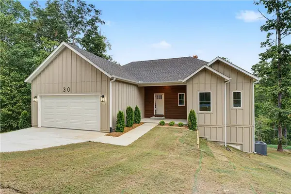 30 Bridlington Dr, Bella Vista, AR 72714