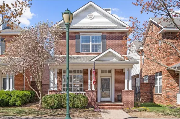 780 W Founders Park Dr, Springdale, AR 72762