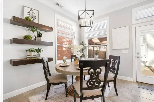 780 W Founders Park Dr, Springdale, AR 72762