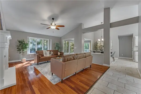 8 Huskins Pl, Bella Vista, AR 72715