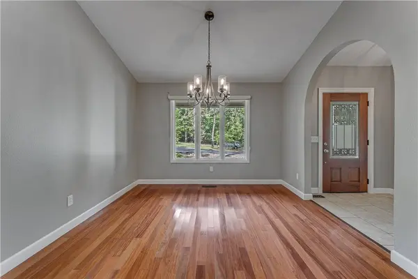 8 Huskins Pl, Bella Vista, AR 72715